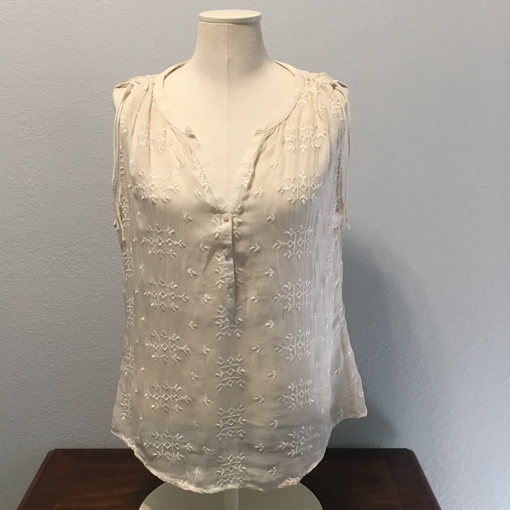 Sleeveless top
